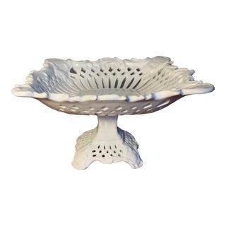 Vintage Italian Majolica Pottery White Pierced Centerpiece Pedestal Compote For Sale
