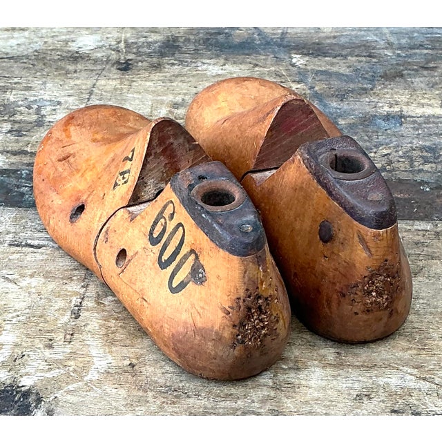Vintage Patinated Show Lasts - Set of 2 For Sale - Image 4 of 12
