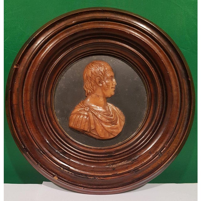 Bas Relief with profile of Ferdinando IV Borbone, dressed as a Roman Emperor. Beginning of 19th century. Wax sculpture...