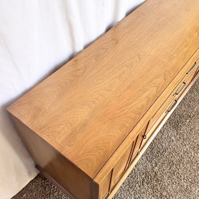 Mid 20th Century Mid Century Modern Walnut Credenza For Sale - Image 5 of 10