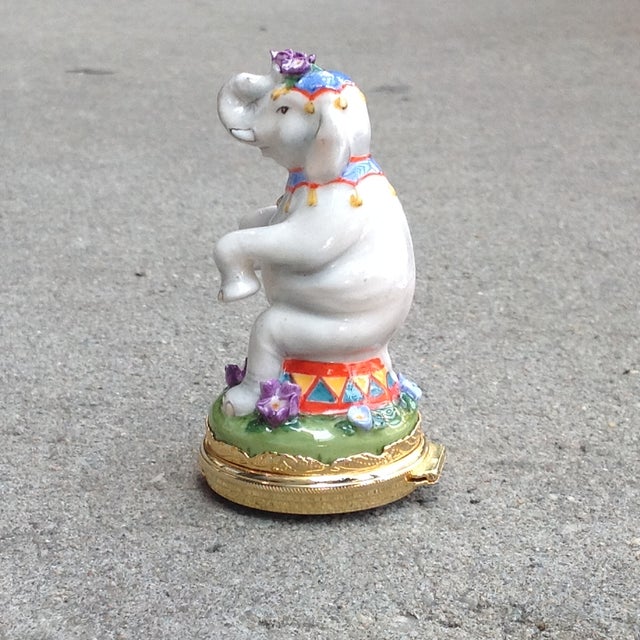 Chelsea Bonbonnieres, Trinket, Pill Box, Staffordshite England Enamels For Sale In New York - Image 6 of 15