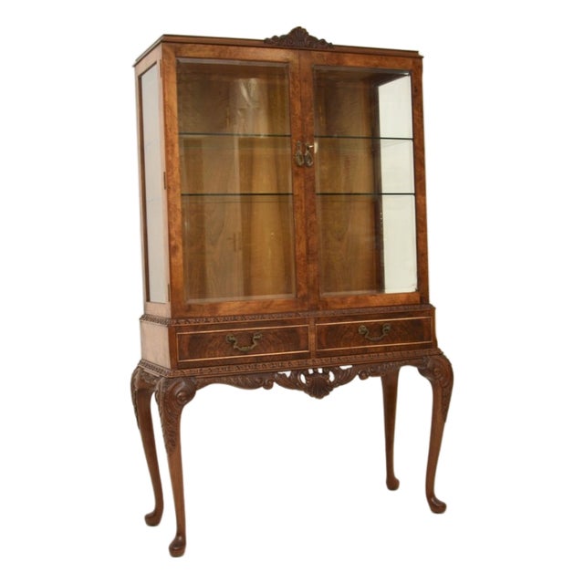 Queen Anne Burr Walnut Display Cabinet, 1930s For Sale