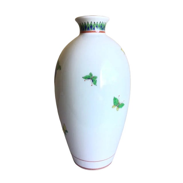 Vintage Japanese Fukagawa Hand-Painted Arita Porcelain Enamel Butterfly Vase For Sale - Image 4 of 8