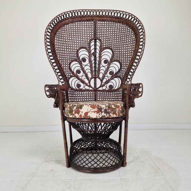 Wood Mid-Century Emmanuelle or Peacock Chair in Rattan and Wicker, Italy, 1960s For Sale - Image 7 of 18