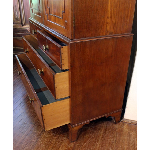 Circa 1815 English Regency Period Linen Press For Sale - Image 9 of 10