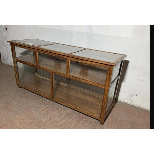 Mid-Century Modern Vintage Exhibitor Counter in Teak For Sale - Image 3 of 12