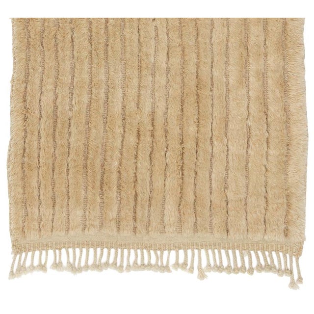Early 21st Century Hand-Knotted Wool Premium Rug by Azele Studio For Sale - Image 5 of 9
