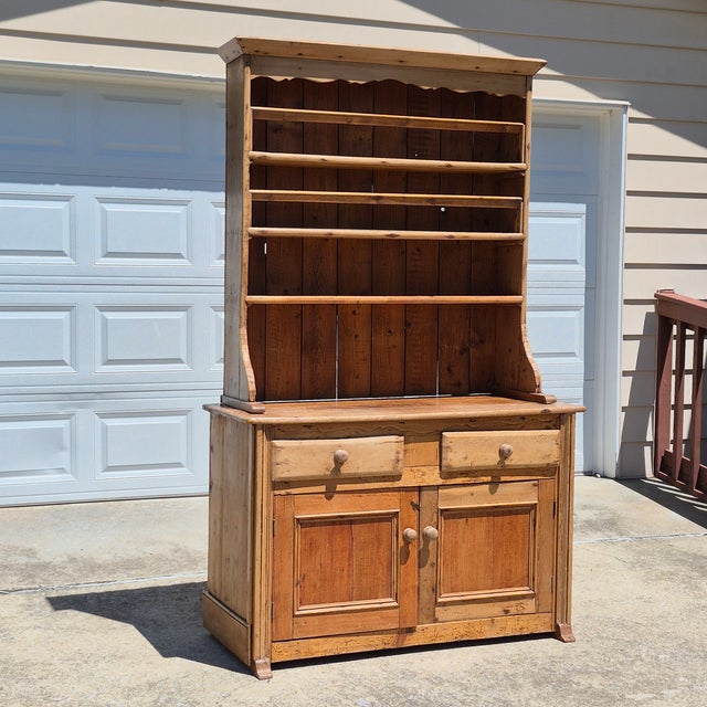 Circa 1890s English Scrubbed Pine Hutch Cabinet Welsh Dresser Cupboard W/ Plate Racks For Sale - Image 18 of 18