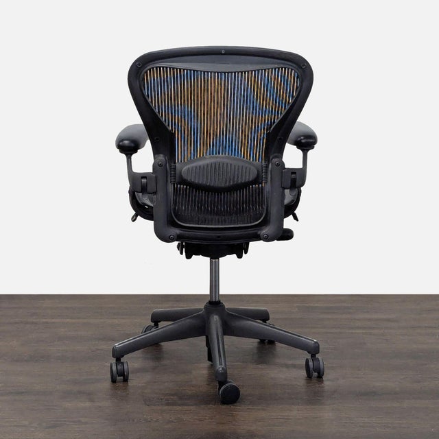 Herman Miller Herman Miller Aeron Size B Ergonomic Office Chair - Adjustable, Black Mesh For Sale - Image 4 of 8