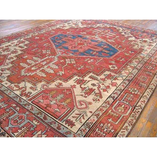 Late 19th Century N.W. Persian Serapi Carpet ( 9'6" x 12'3" - 290 x 373 ) For Sale - Image 4 of 6