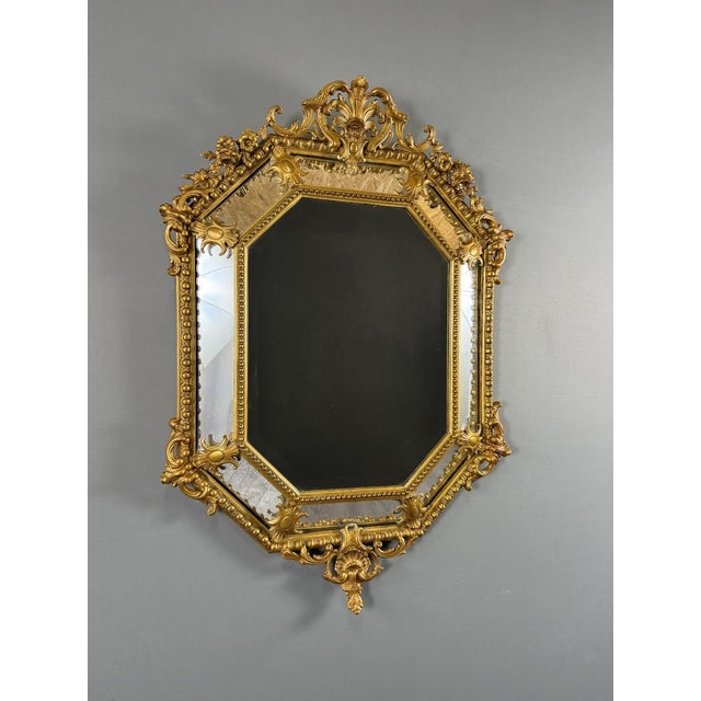 Wood Antique 19th Century Louis XV Octagonal Mirror in Richly Carved Giltwood For Sale - Image 7 of 11