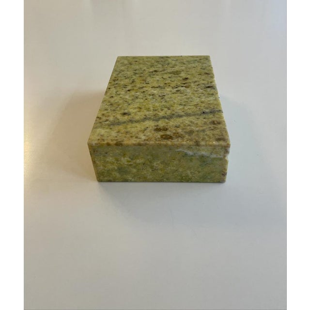 Handcrafted Noble Serpentine Casket from Pizzo Tremogge in Valmalenco, 1970 For Sale - Image 4 of 12