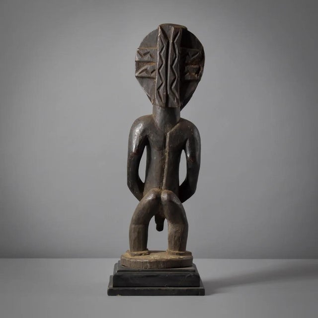 Dark Gray Early 20th Century Hemba Male Figure on Base For Sale - Image 8 of 11