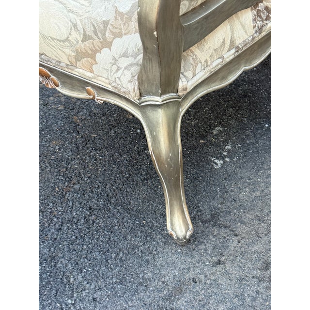 Kreiss Collection Parcel Gilt Carved French Bergere Chairs - A Pair For Sale - Image 11 of 12