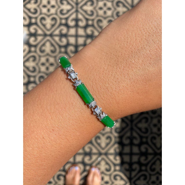 Metal The Pulsera: Outstanding Signed Imperial Fei Cui Jadeite A Jade Bracelet set with Diamonds For Sale - Image 7 of 8