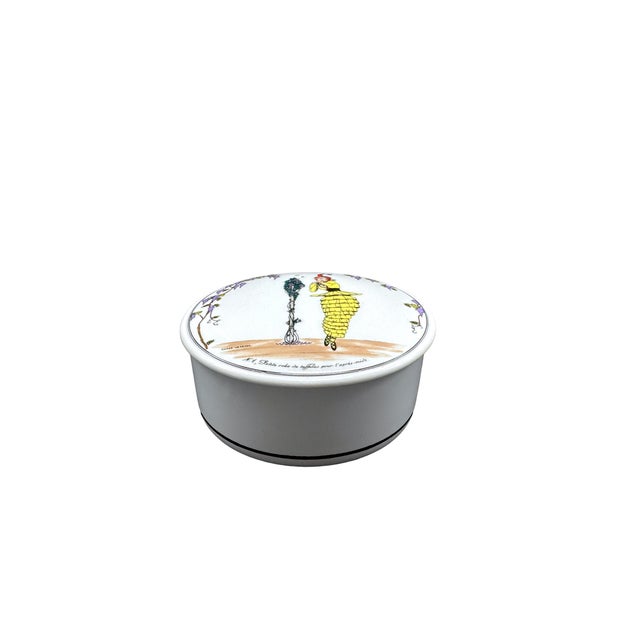 Vintage Villeroy and Boch Porcelain Art Deco design. Collectible Villeroy & Boch trinket box design Naif. Trinket box is...
