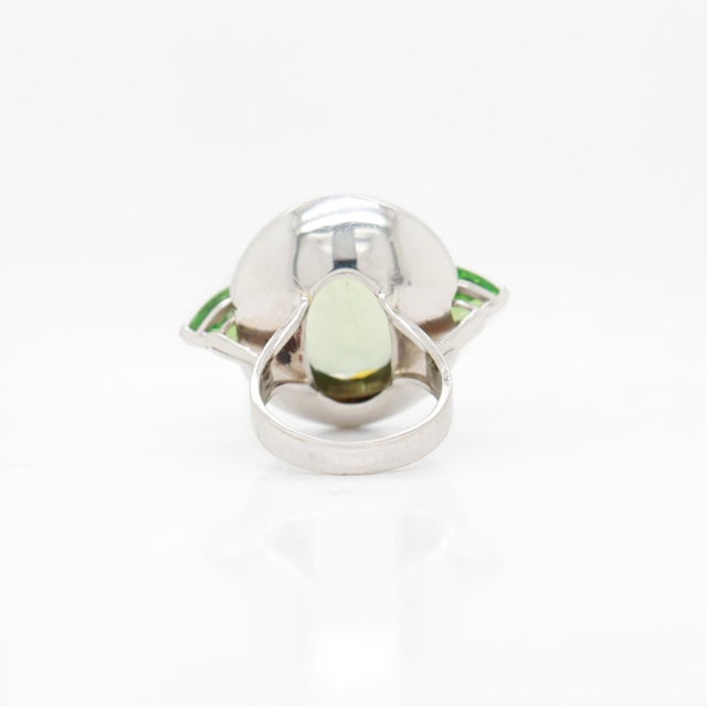 Green French Deco Style 18k White Gold Green Beryl & Tsavorite Garnet Cocktail Ring For Sale - Image 8 of 12