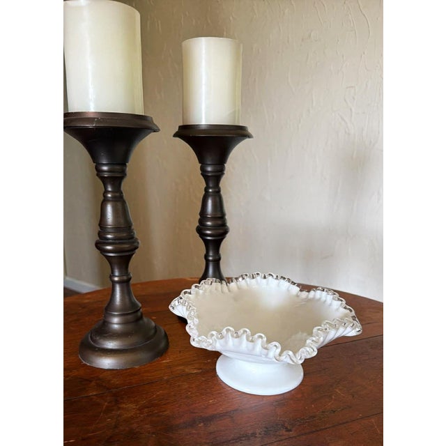 Mid-Century Modern Vintage Milk Glass With Clear Ruffle Edges Fruit Bowl Candy Dish Cottage MCM For Sale - Image 3 of 7