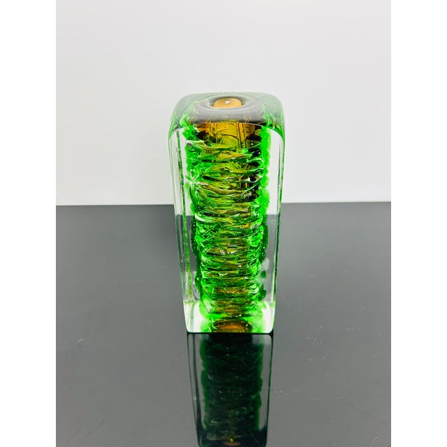 Mid-Century Modern Model 6860/18 Topaz and Uranium Art Glass Vase by František Vízner for Škrdlovice, Czechoslovakia, 1960s For Sale - Image 3 of 14