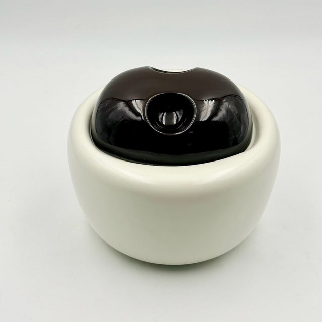 Modern Sculptural Orange Ceramic Vases, Italy, 1970s, Set of 2 For Sale - Image 3 of 13