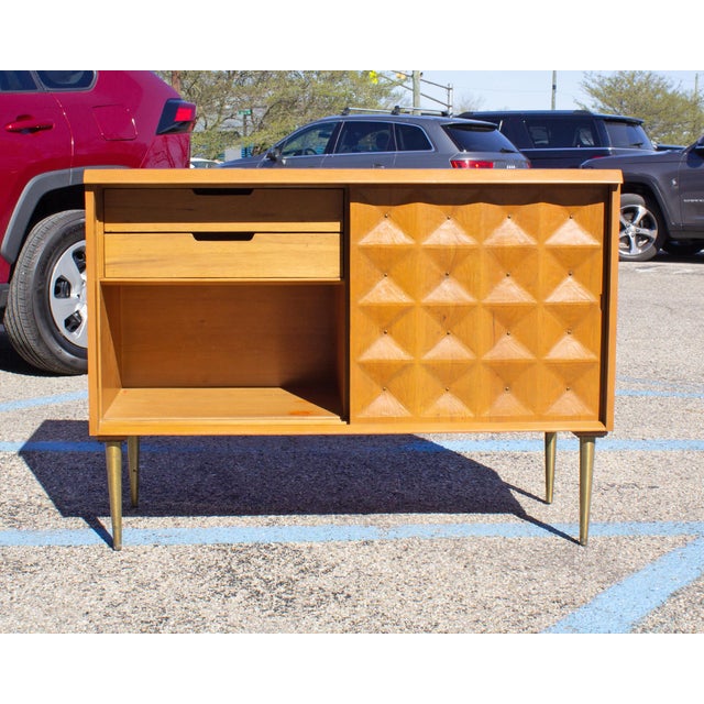 Salvatore Bevelacqua Mid Century Modern Credenza Designed by Salvatore Bevilacqua For Sale - Image 4 of 10