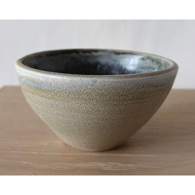 Contemporary American Studio Pottery Bowl With Blue-Gray Reactive Glaze, New York For Sale - Image 3 of 6