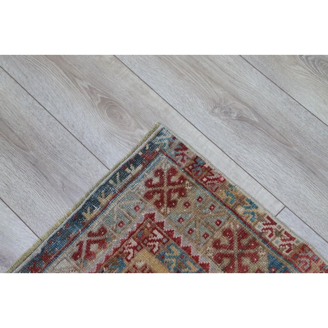 1960s Bohemian Style Hand Knotted Red Oushak Rug For Sale In Sacramento - Image 6 of 9