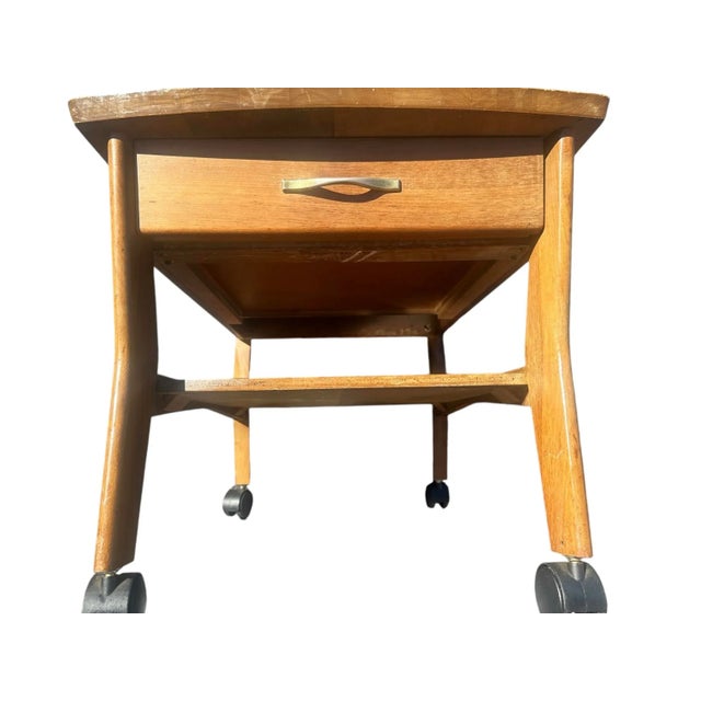 1960s Vintage Mid Century Modern Single Drawer End Table by Mersman For Sale In Orlando - Image 6 of 8