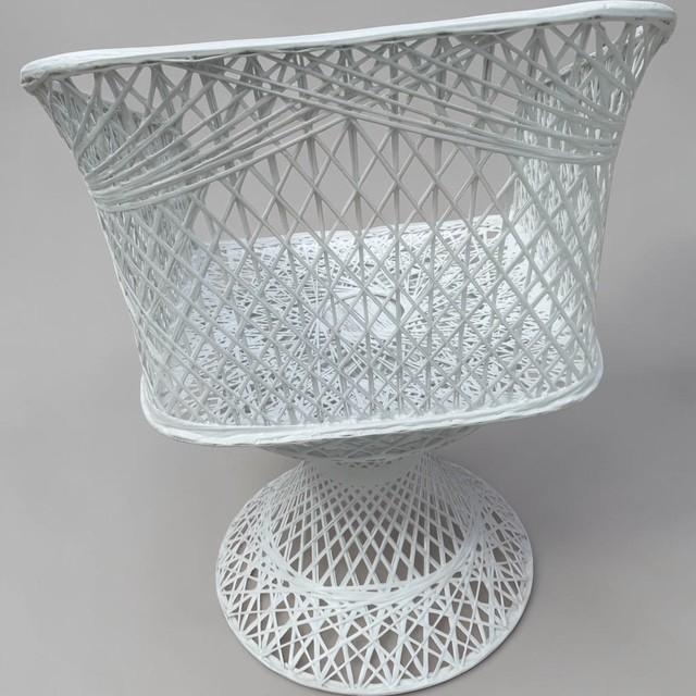 Vintage Spun Fiberglass Patio Chair Attributed to Russell Woodard For Sale - Image 4 of 8