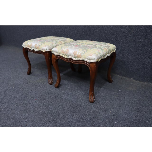 Pair of Henredon French Style Cherry Footstools For Sale In Philadelphia - Image 6 of 13