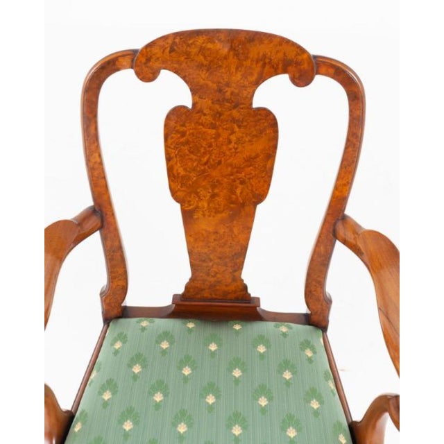 Queen Anne Burr Walnut Dining Chairs, 1890s, Set of 8 For Sale - Image 5 of 10