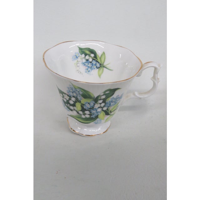 Royal Albert Lily of the Valley Bone China Flowers Tea Cup and Saucer Set 4649b For Sale - Image 12 of 14