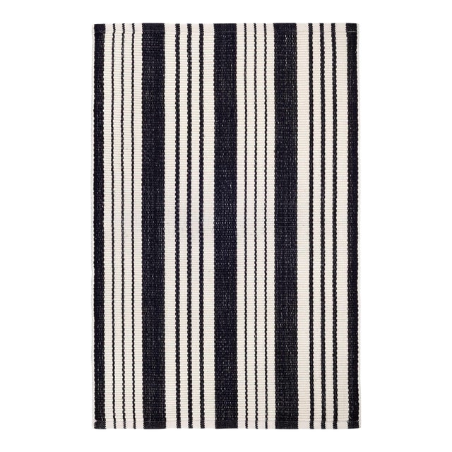 Dash & Albert by Annie Selke Birmingham Black Indoor/Outdoor Rug, 7' 6" x 9' 6" For Sale