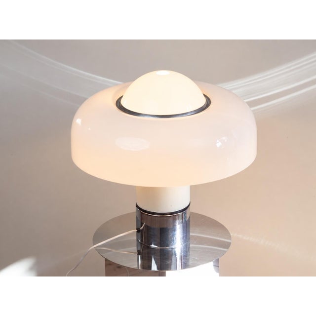 White Vintage Italian Table Lamp Brumbury by Luigi Massoni for Guzzini, 1970s For Sale - Image 8 of 16