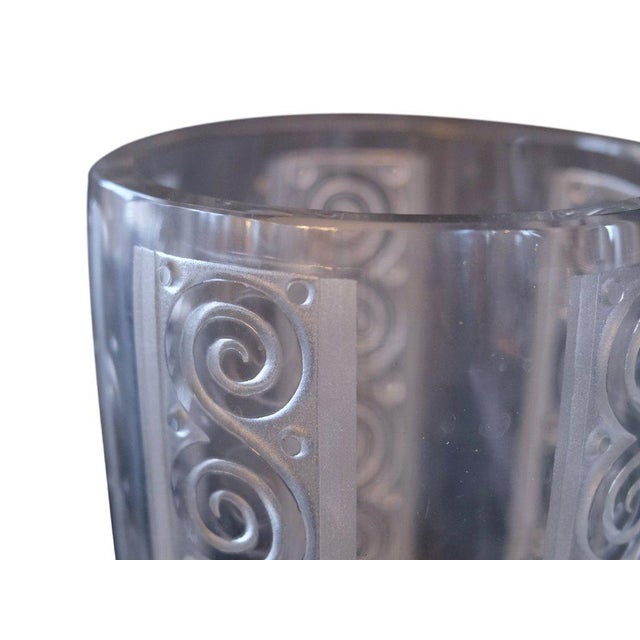 Vase Art Deco “Muller-Luneville” France around 1920. Spiral-shaped decoration as an ornament. Signed on the foot: “Muller,...