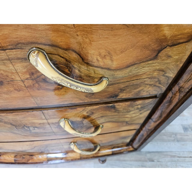 Vintage Art Deco Chest of Drawers in Walnut Burl with Three Drawers, 1940 For Sale - Image 10 of 18