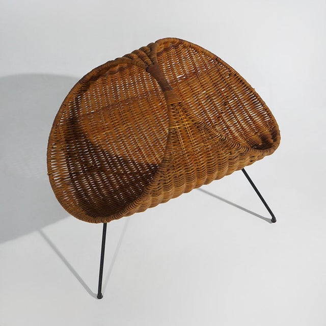 1950s Rattan Magazine Rack with Metal Legs, 1950s For Sale - Image 5 of 13