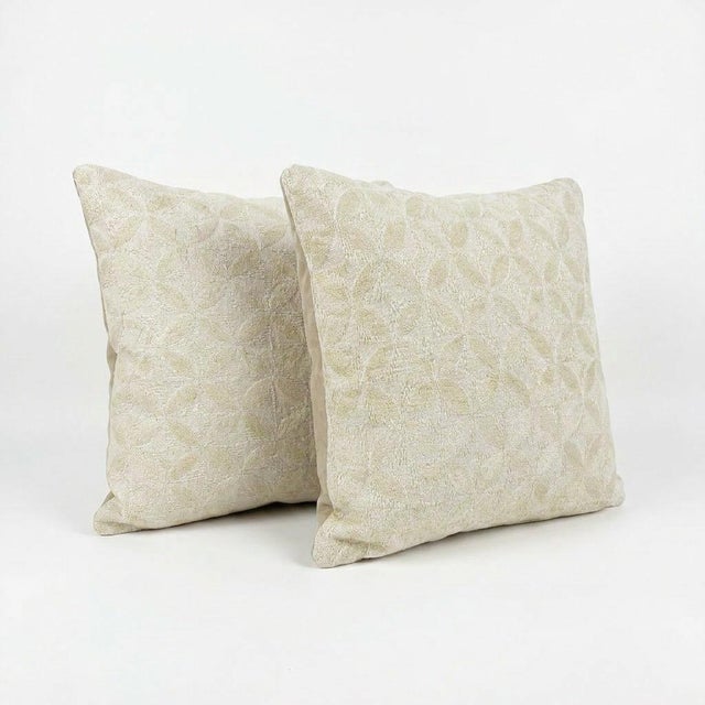 Mid-Century Modern Bohemian Turkish Kilim Pillow Cover 20'' X 20'' - Set of Two For Sale - Image 3 of 4