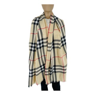Burberry Beige Plaid Wide 100% Cashmere Scarf For Sale