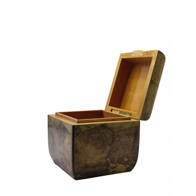 Wood Wood and Lacquered Parchment Storage Box, Italy, 1950s For Sale - Image 7 of 9