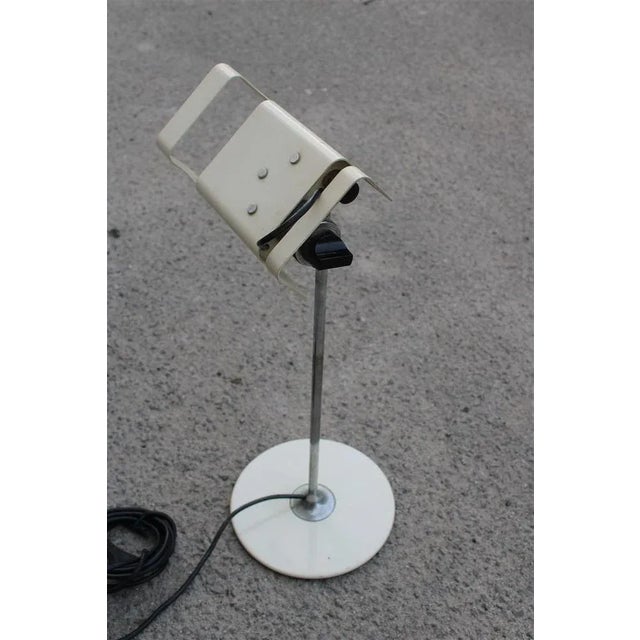 Vintage Spider Table Lamp in White from Oluce, 1960 For Sale - Image 9 of 9