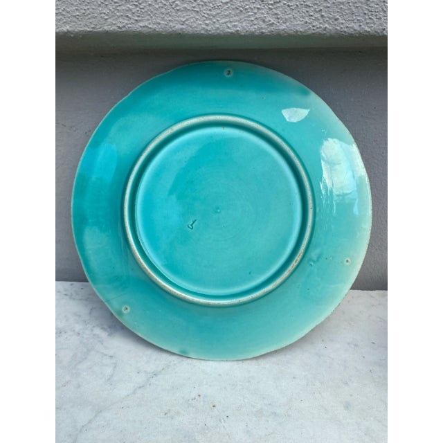 Luneville French Majolica Strawberries Plate Luneville, Circa 1880 For Sale - Image 4 of 4