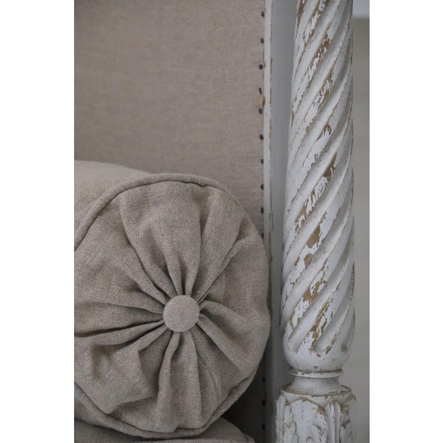 Louis XVI Style Daybed and French Linen For Sale - Image 4 of 14