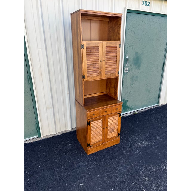 1980s Ethan Allen Maple and Birch Cabinet For Sale - Image 12 of 12
