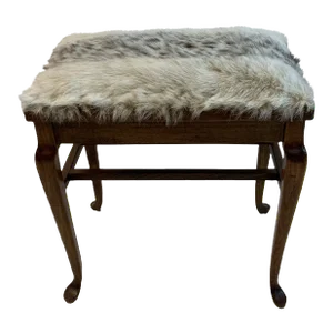 Vintage Queen Anne Bench in the Manner of Scalamandre El Tigre