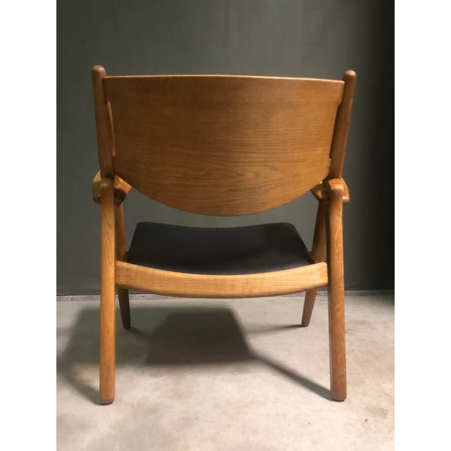 CH28 Sawbuck Lounge Chair by Hans Wegner for Carl Hansen & Søn, 1950s For Sale - Image 6 of 14