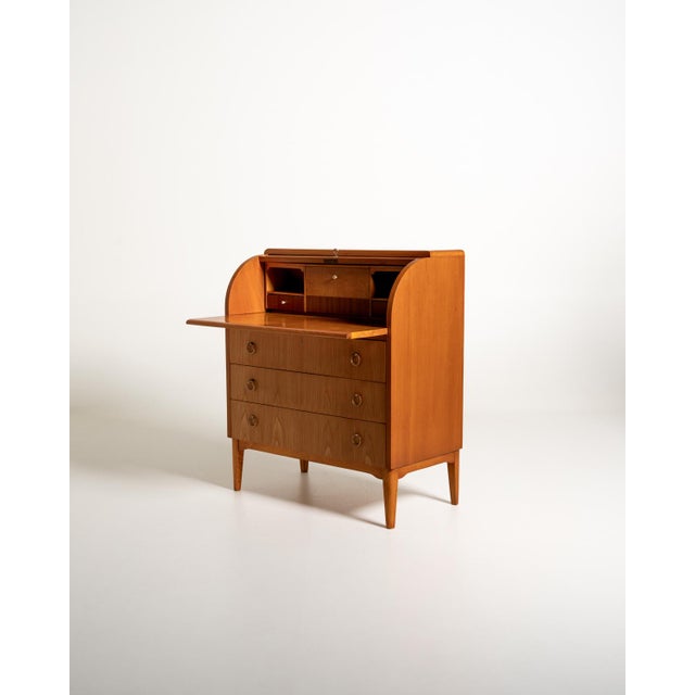 Scandinavian Secretaire in Elm and Root, 1950s For Sale - Image 6 of 16