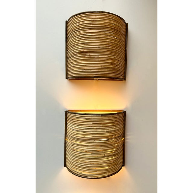 Mid-Century Modern Pair of Rattan and Gilt Metal Sconces. Italy, 2000s For Sale - Image 3 of 12