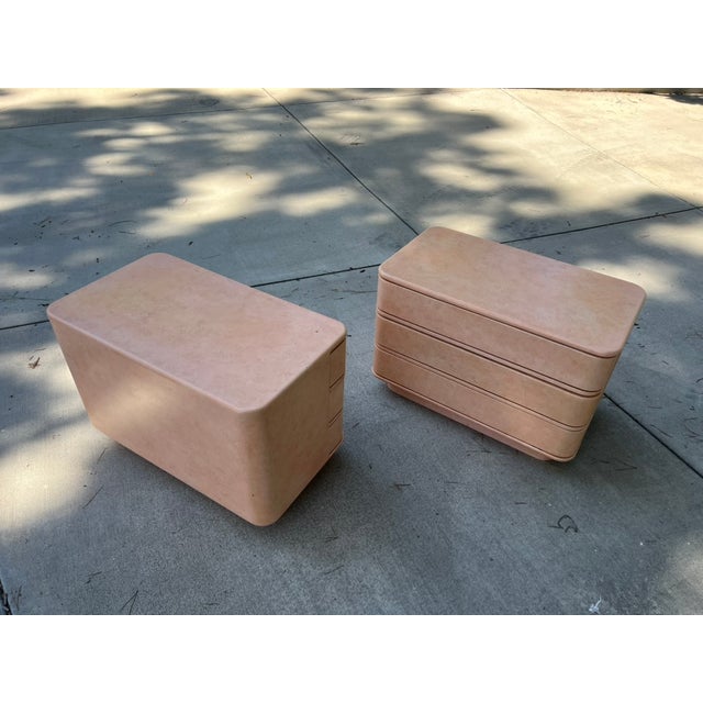 Custom Made 1980s Postmodern Pink Sponge Faux Finish Nightstands – Palm Springs Style For Sale - Image 9 of 12