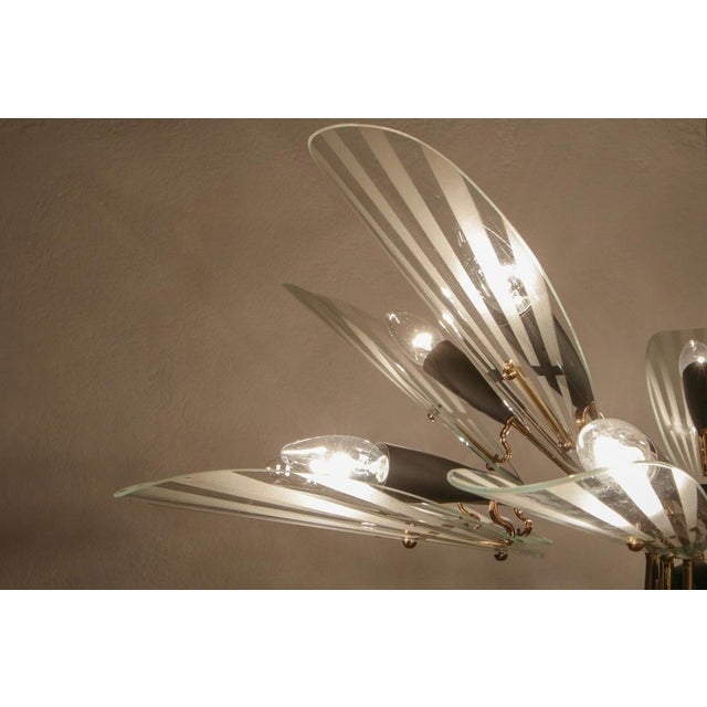Mid-Century Italian 15-Light Chandelier in the style of Fontana Arte, 1950s For Sale - Image 15 of 18